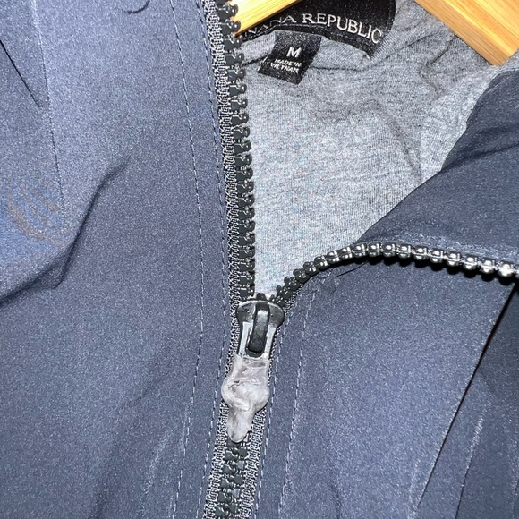 Banana Republic water resistant outerwear jacket. Size medium. EUC. - Picture 4 of 4